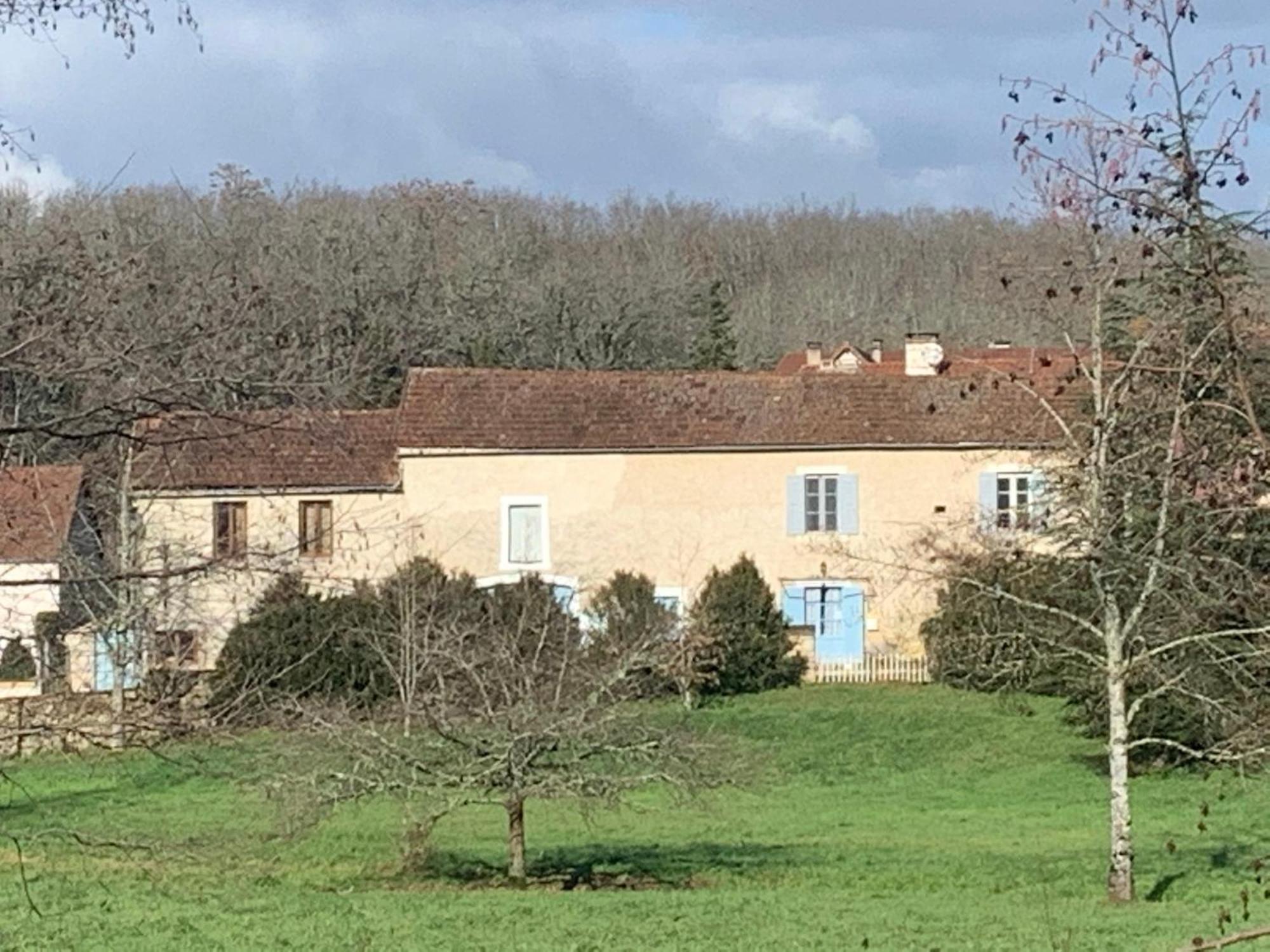 La Grange, 10 Rue Du Lavoir Saint-Martial-d'Albarede Экстерьер фото